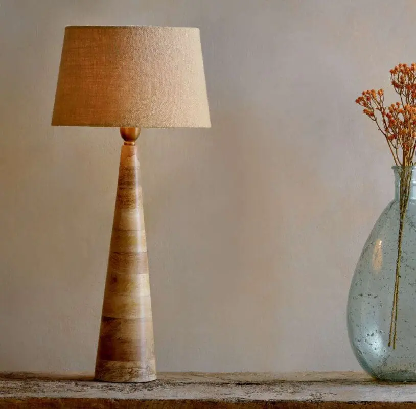Chameli Mango Wood Table Lamp - Naural