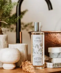 250ml Dark Honey & Tobacco foaming body wash with Aloe Vera and natural cleansing ingredients styled for luxury bath and shower