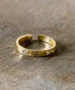 Ratna Labradorite Ring - Gold