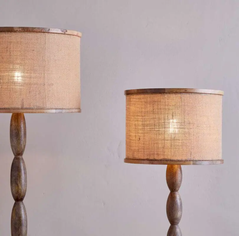 Darat Mango Wood and Jute Lampshade
