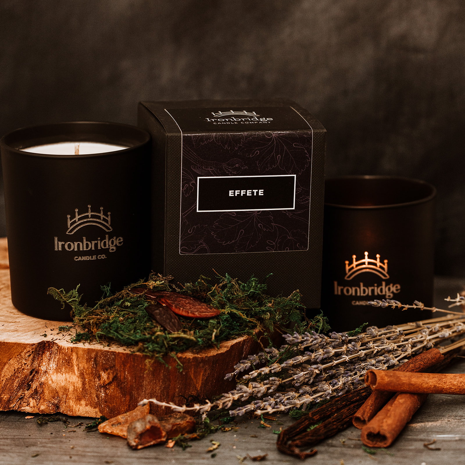 Effete Luxury Candle
