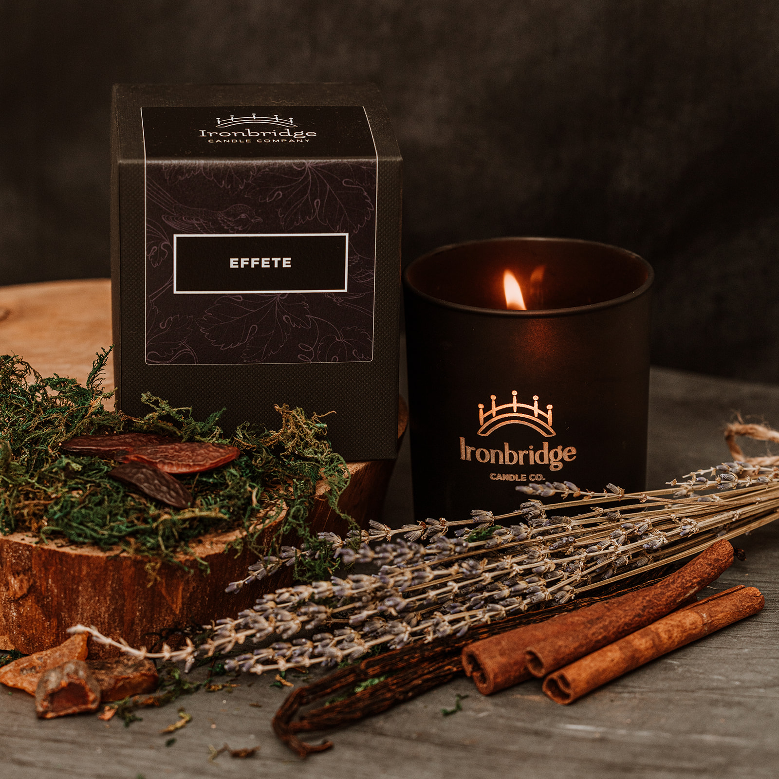 Effete Luxury Candle