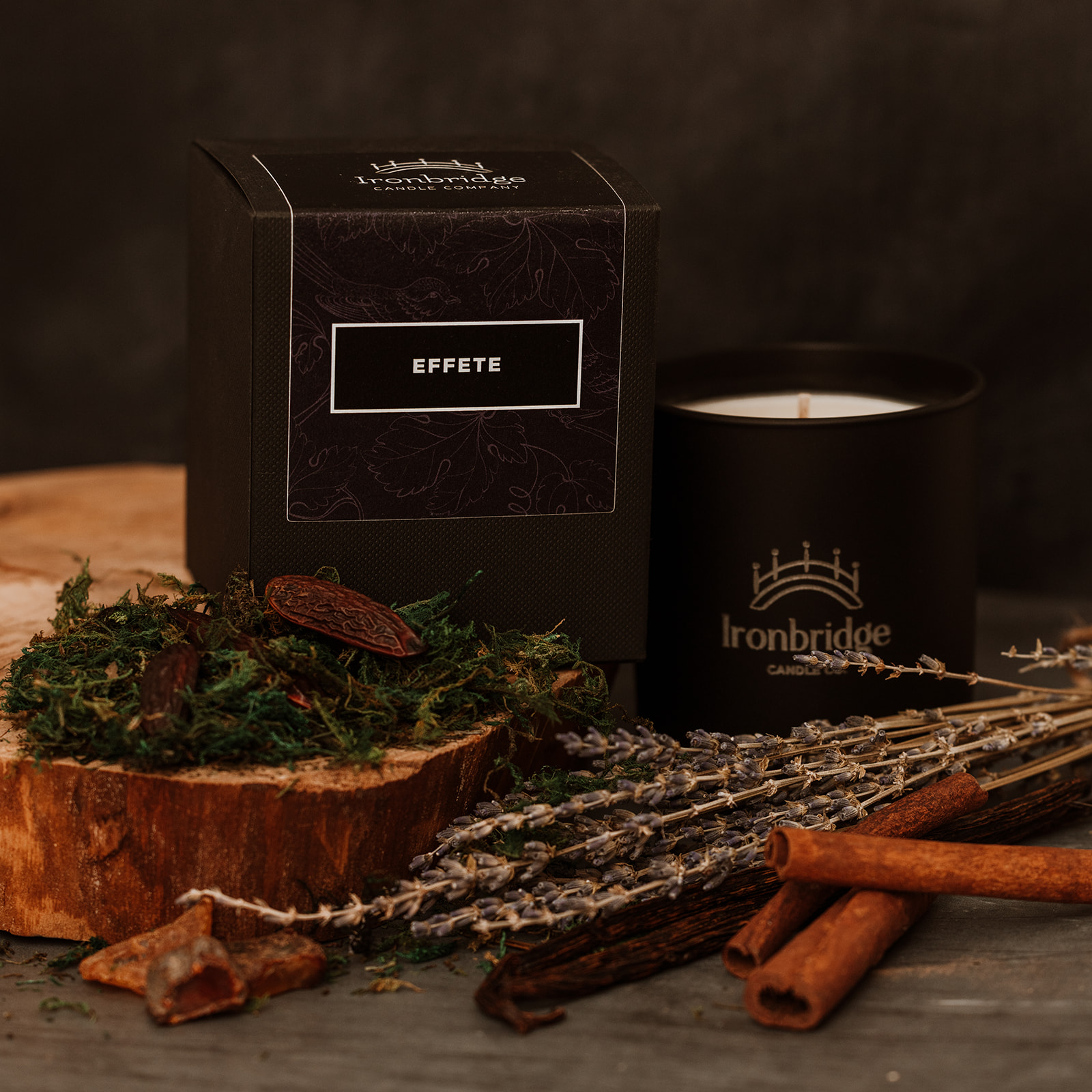 Effete Luxury Candle