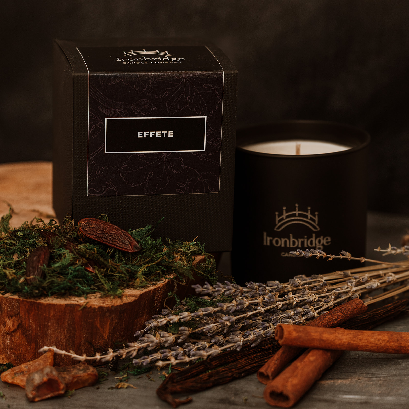 Effete Luxury Candle