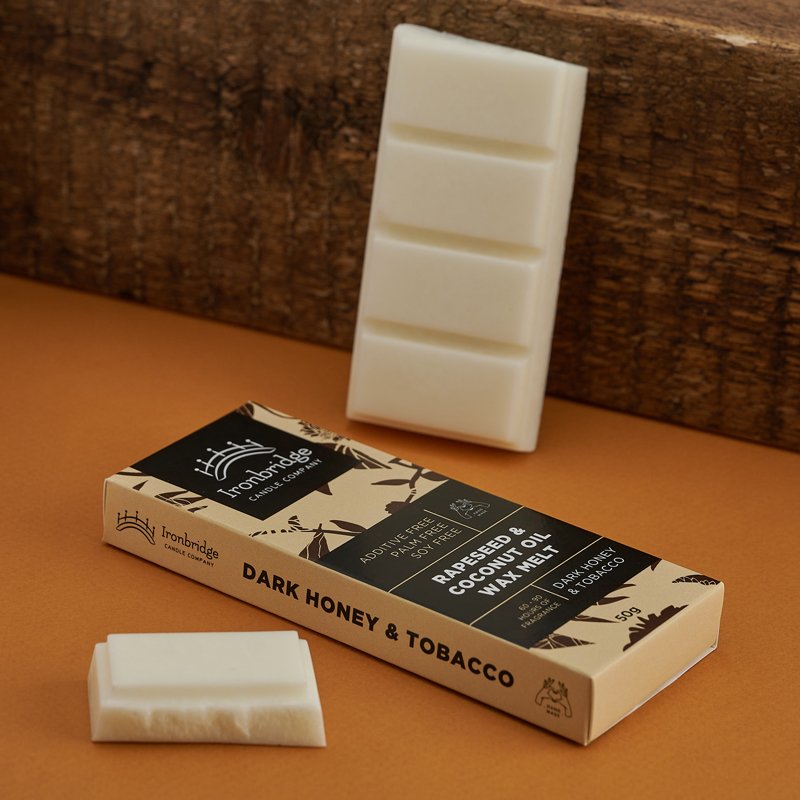 Dark Honey & Tobacco soy blend wax melts with warm smoky honey and tobacco fragrance