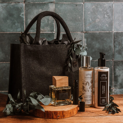 Shower & Go Gift Set - Dark Honey & Tobacco (Black)