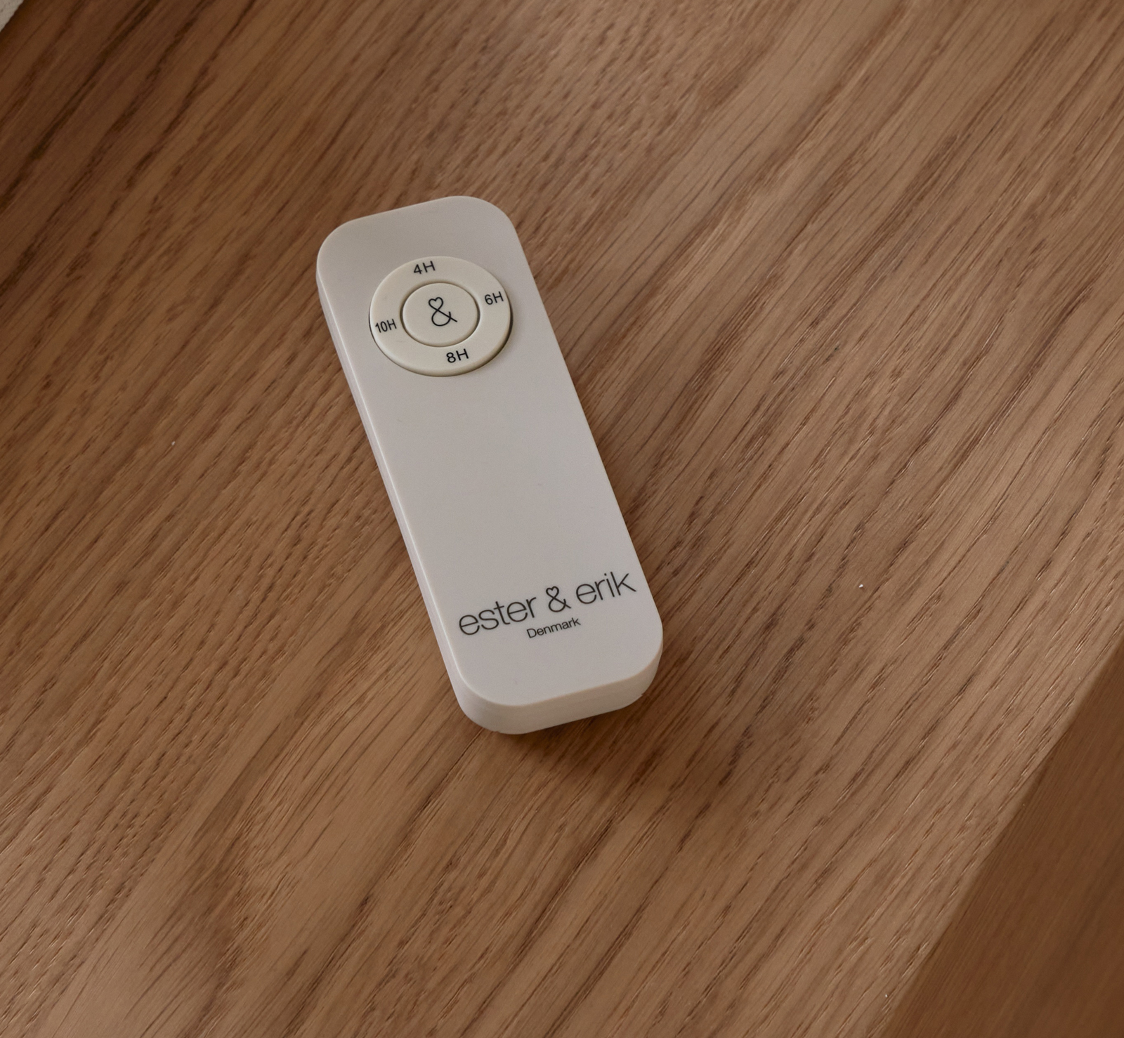 ester & erik LED Remote Control