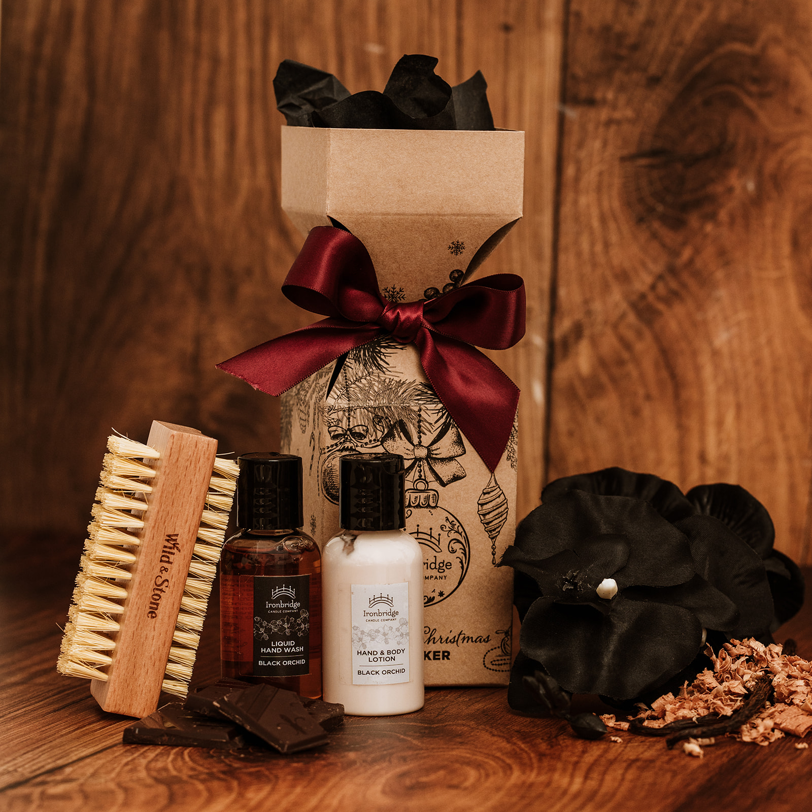 Black Orchid Luxury Christmas Cracker