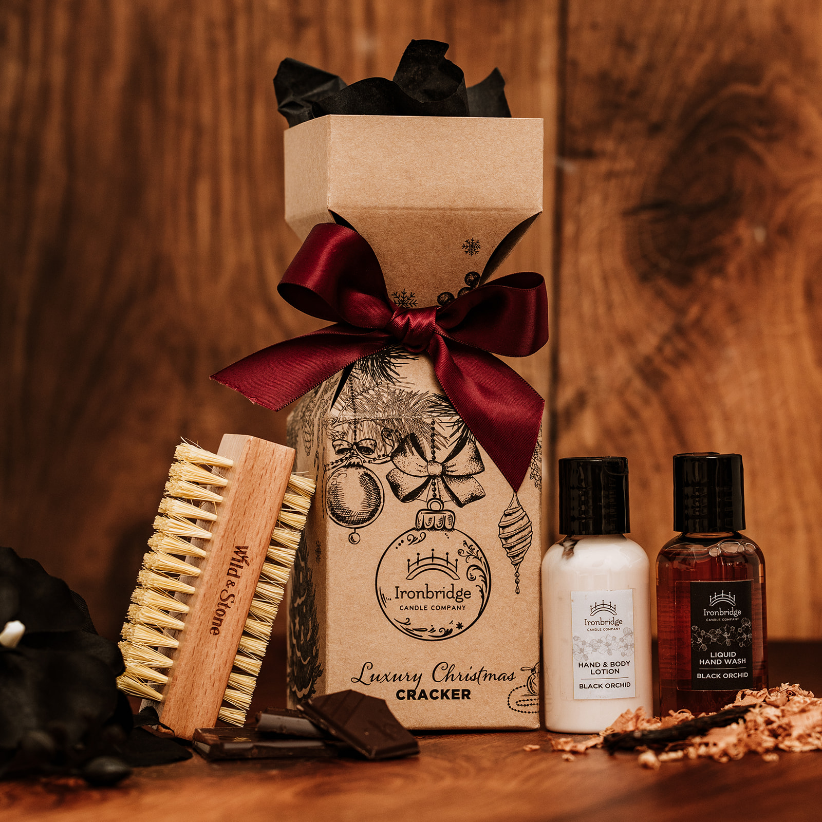Black Orchid Luxury Christmas Cracker