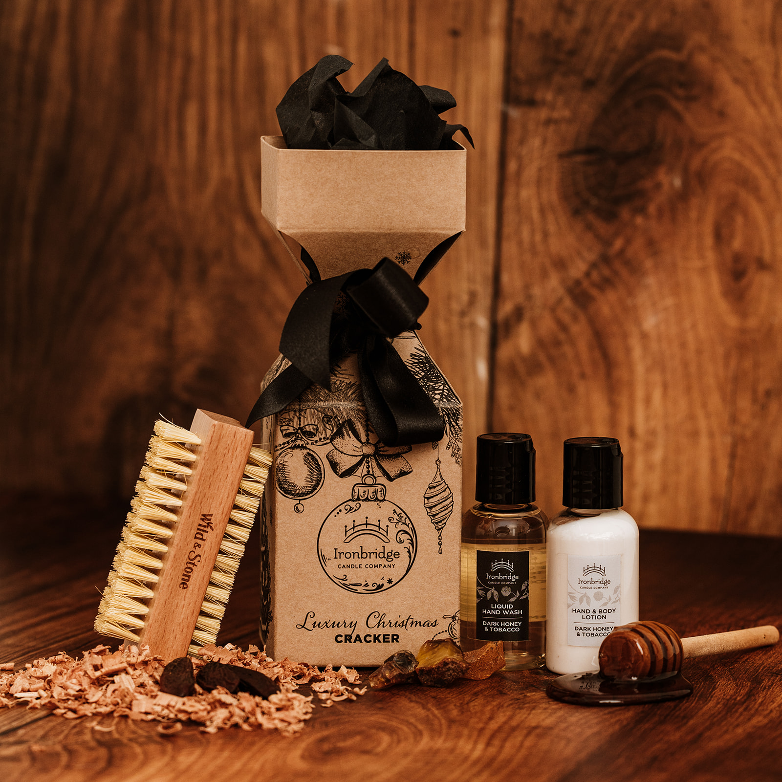 Luxury Christmas Cracker - Dark Honey & Tobacco